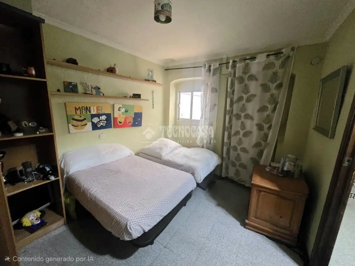Dormitori de Casa adosada en venda en Morón de la Frontera