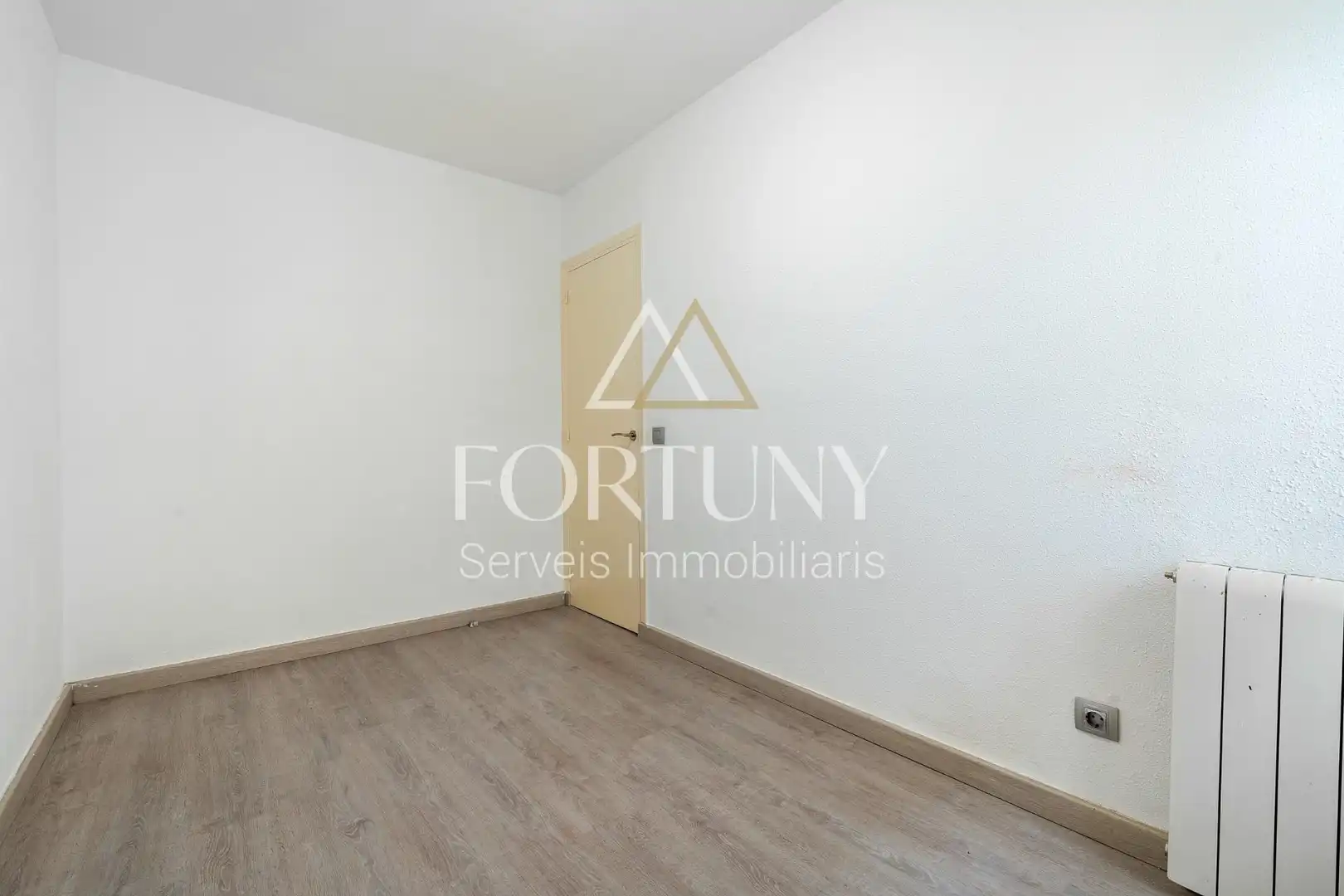 Habitación de Piso en venta en Reus con Balcón