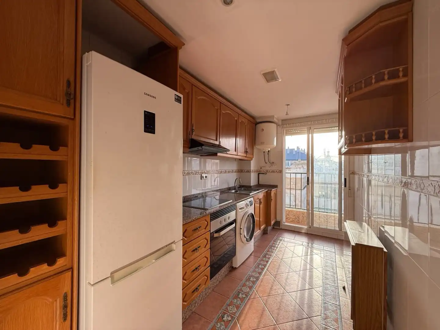 Küche von Wohnung zur Miete in Chiva mit Klimaanlage und Terrasse