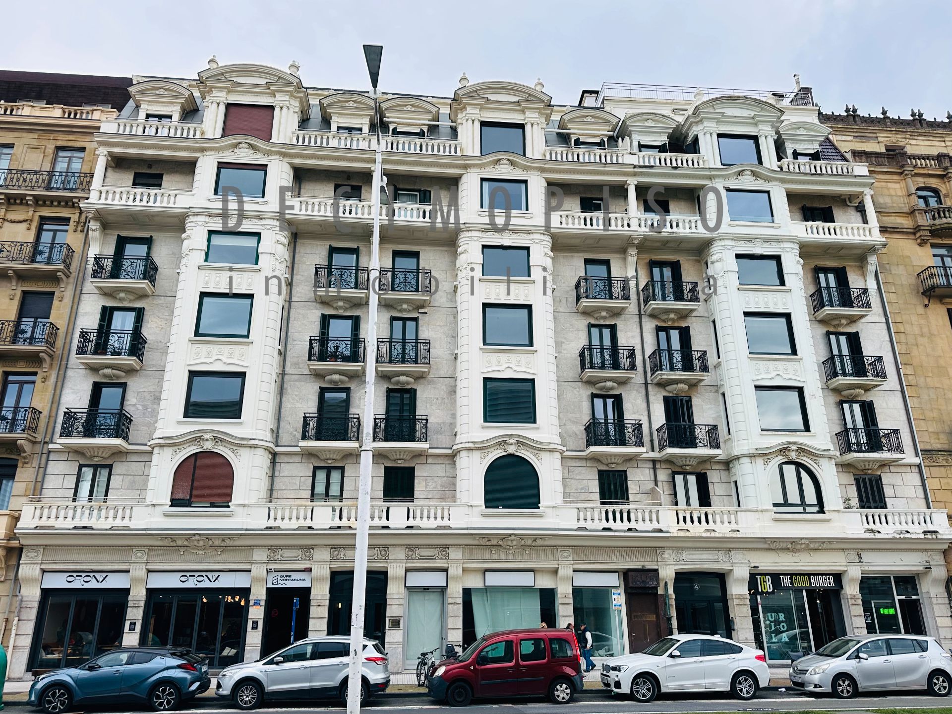 Exterior view of Flat for sale in Donostia - San Sebastián   with Heating, Storage room and Oven