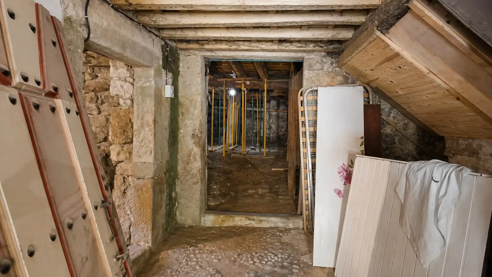 Casa adosada en venda en Corvera de Toranzo amb Calefacció i Terrassa