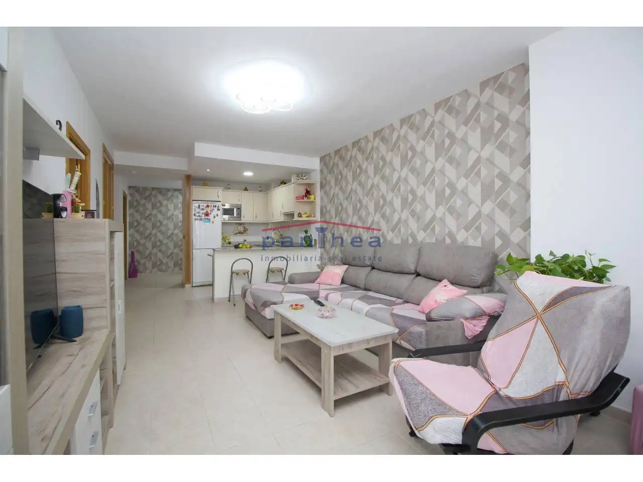 Habitación de Piso en venta en Rincón de la Victoria con Aire acondicionado, Terraza y Piscina comunitaria