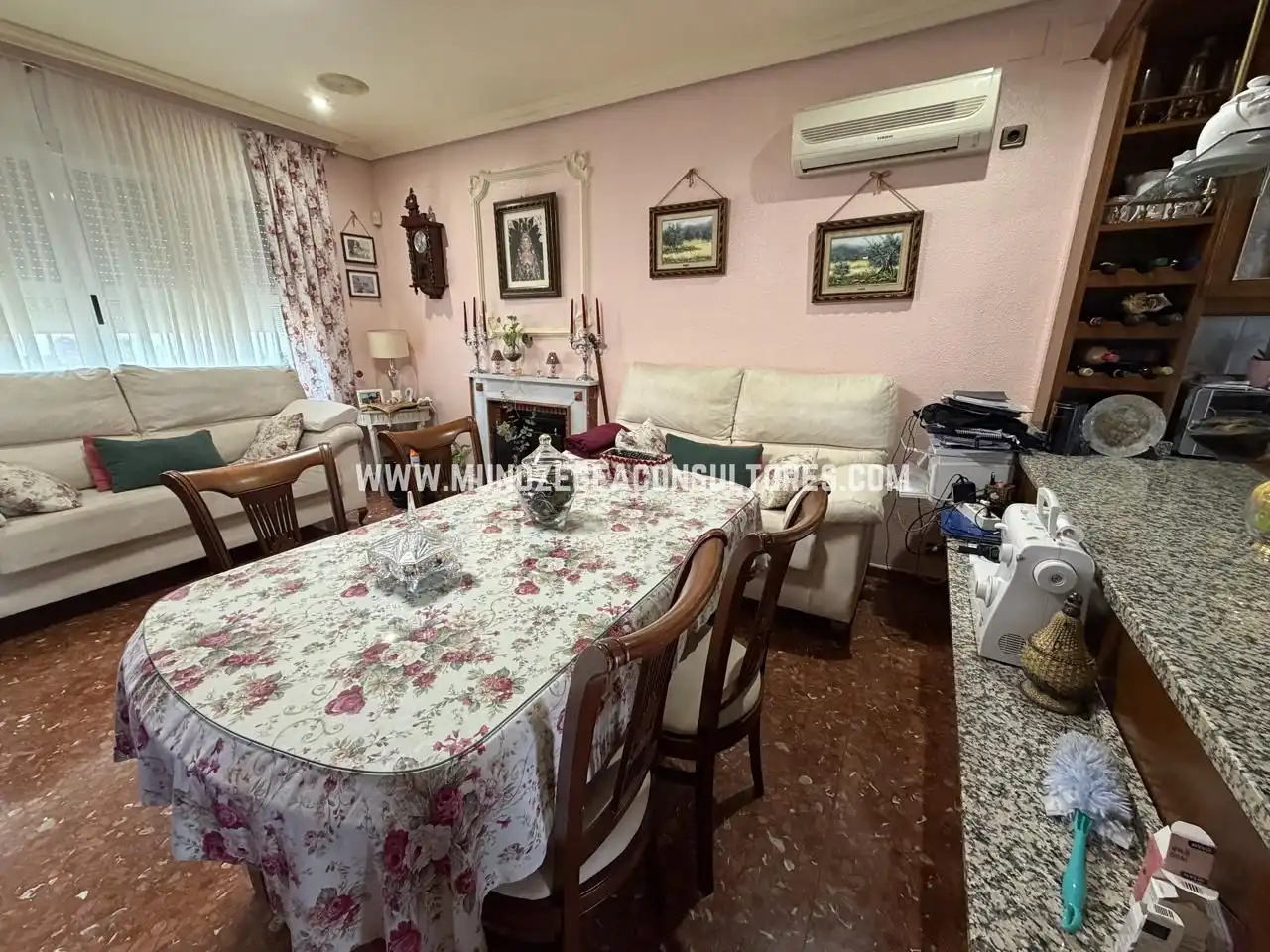 House with pool for sale in Calle Don Juan de Borbón, imagen 8