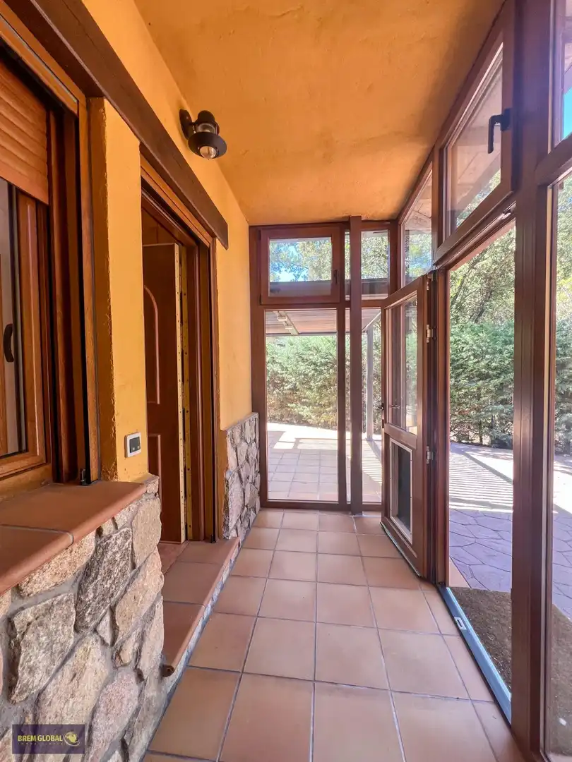 Casa o xalet en venda en El Berrueco amb Calefacció, Jardí privat i Alarma