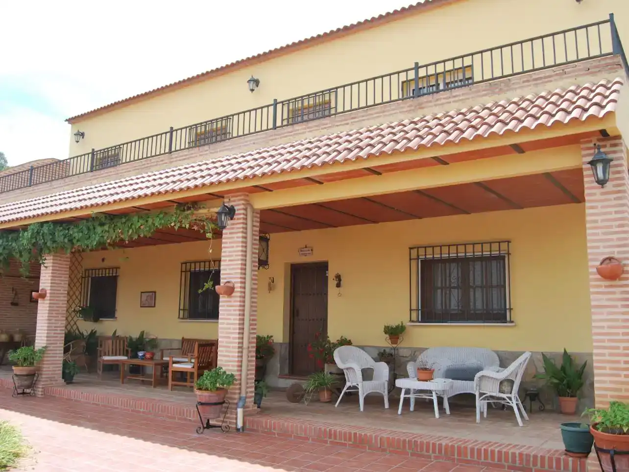 Vista exterior de Finca rústica en venda en Antequera amb Aire condicionat i Piscina