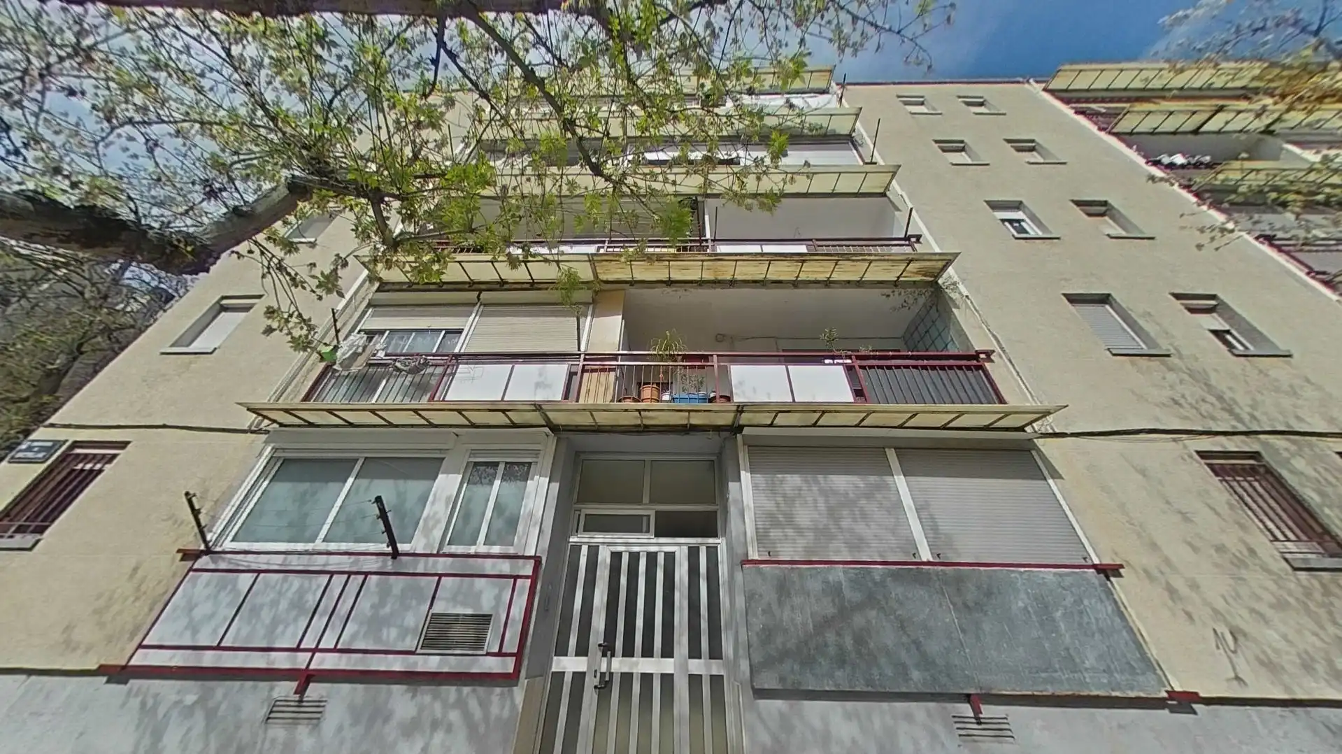 Vista exterior de Pis en venda en Terrassa