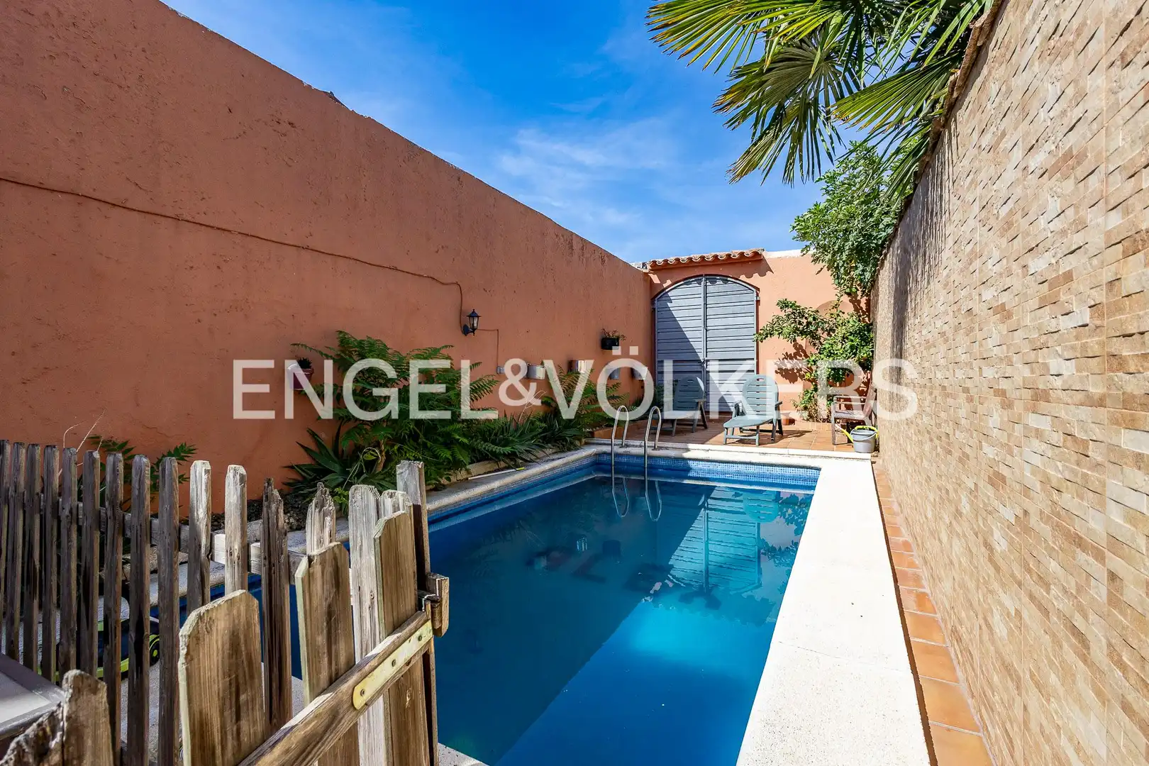 Adosado con piscina en venta en Sant Esteve Sesrovires, imagen 9