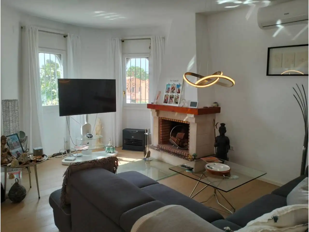 Living room of Houses for sale in Mont-roig del Camp  with Air Conditioner, Private garden and Furnished