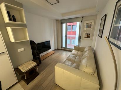 Sala d'estar de Apartament de lloguer en Las Palmas de Gran Canaria amb Traster, Moblat i Rentadora