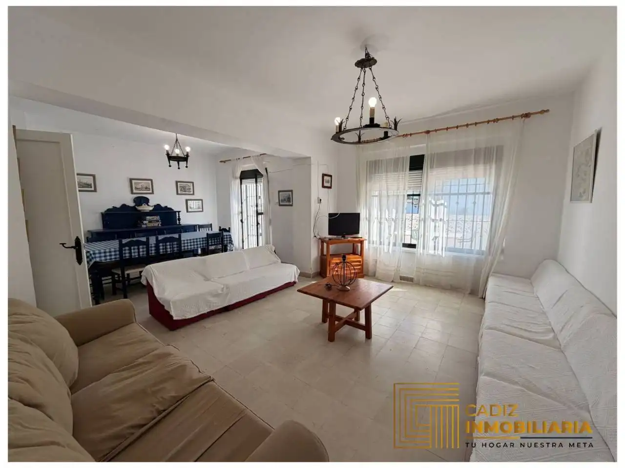 Sala d'estar de Casa o xalet en venda en Chipiona amb Terrassa
