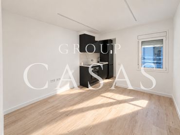 Flat with lift for sale in Carrer dels Naranjos 52