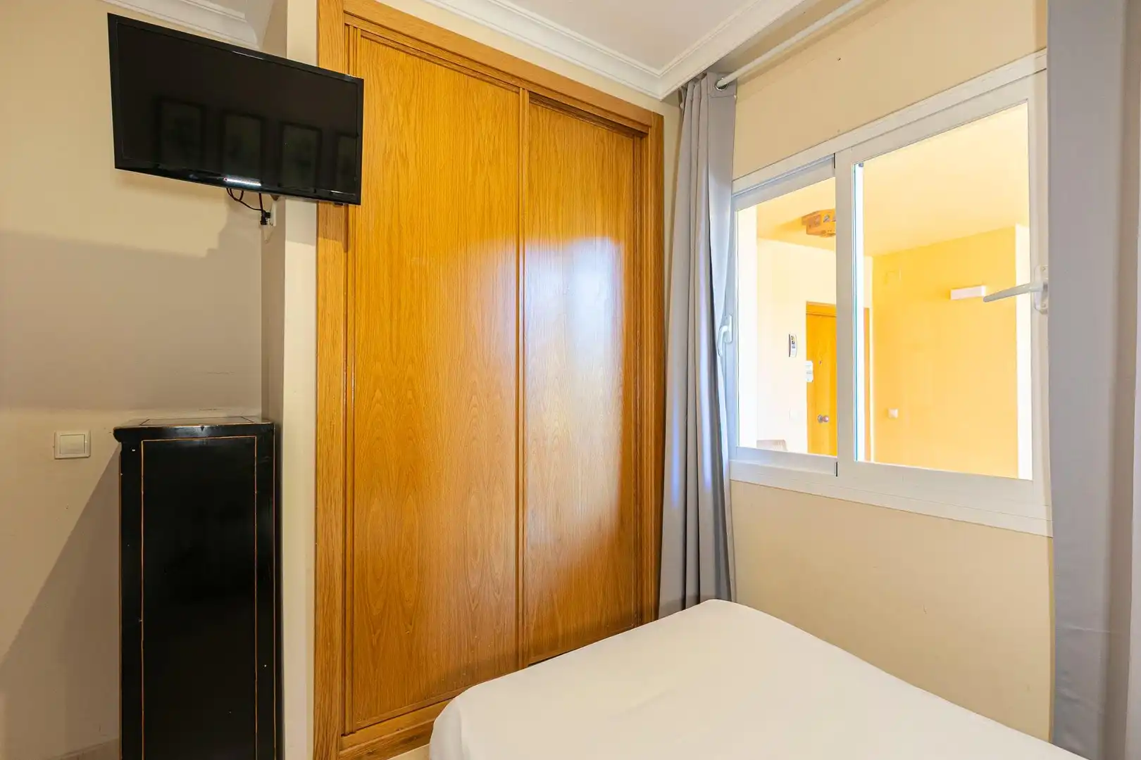 Dormitori de Planta baixa en venda en Mijas amb Aire condicionat, Jardí privat i Terrassa