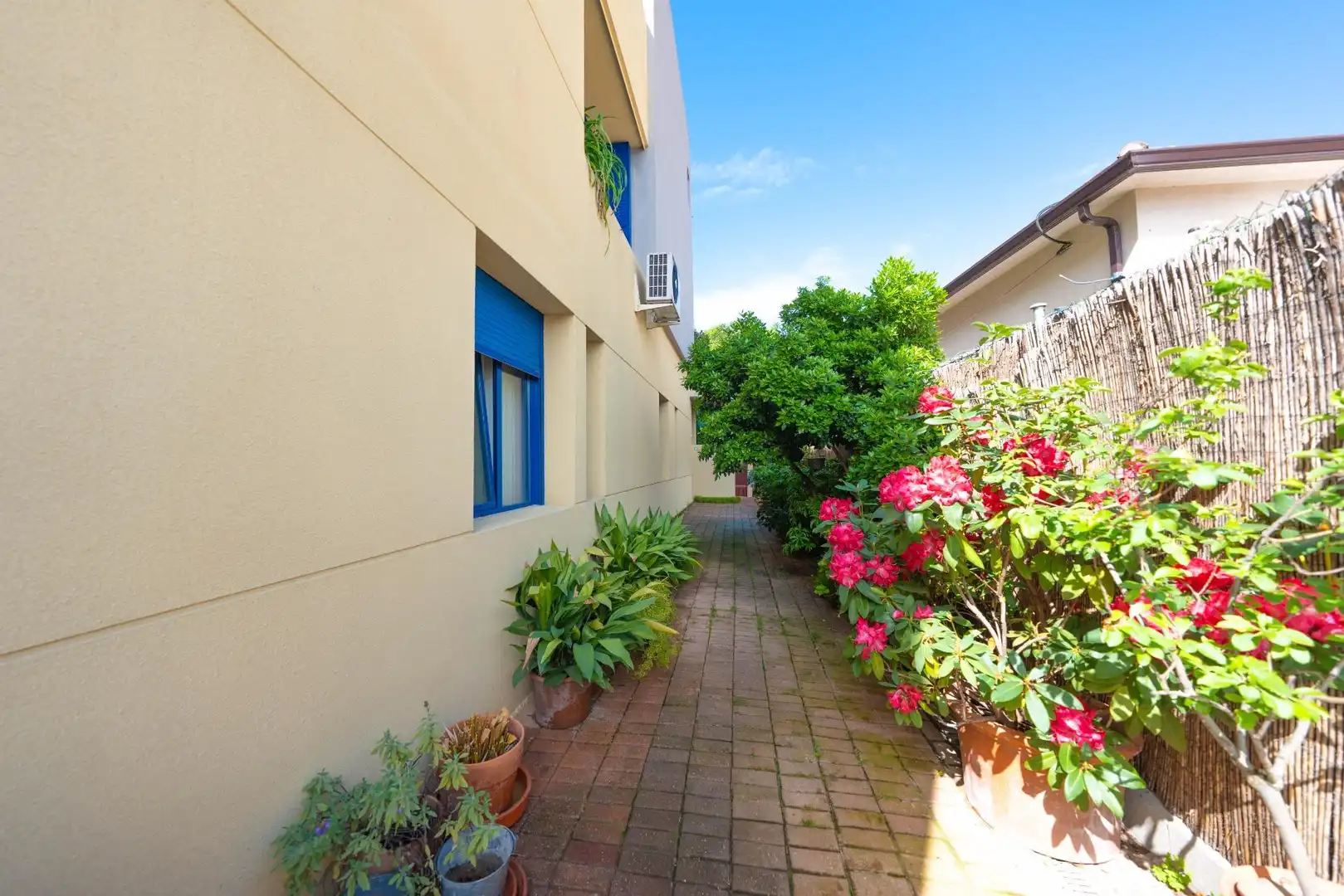 Außenansicht von Haus oder Chalet zum Verkauf in Madrid mit Klimaanlage, Heizung und Privatgarten