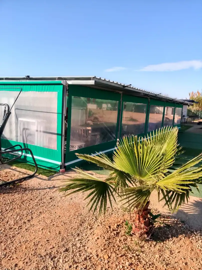 Vista exterior de Terreno en venta en Guardamar del Segura