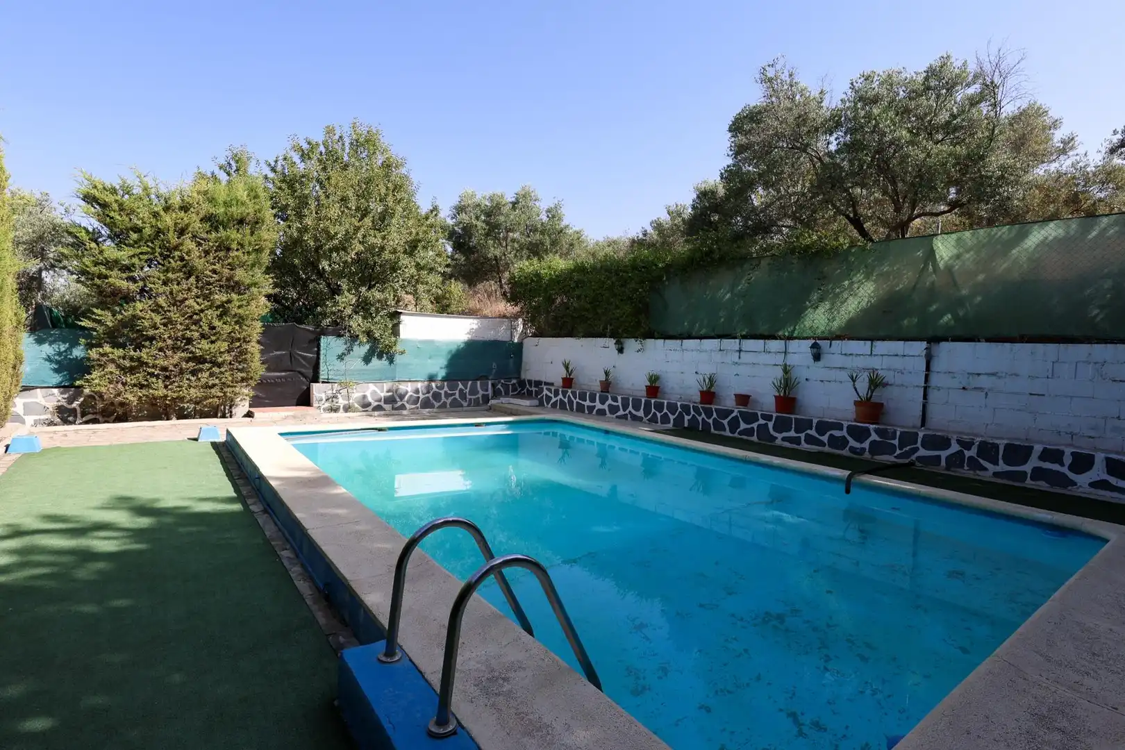 Piscina de Casa o xalet en venda en Cogollos de la Vega amb Piscina