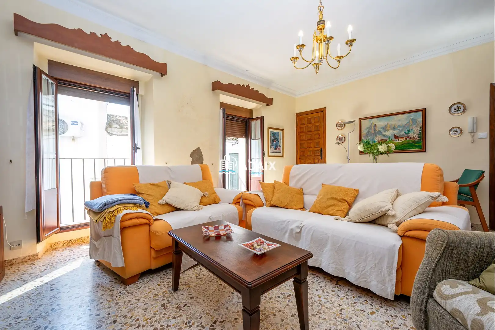Wohnzimmer von Einfamilien-Reihenhaus zum Verkauf in Brozas mit Terrasse, Abstellraum und Balkon