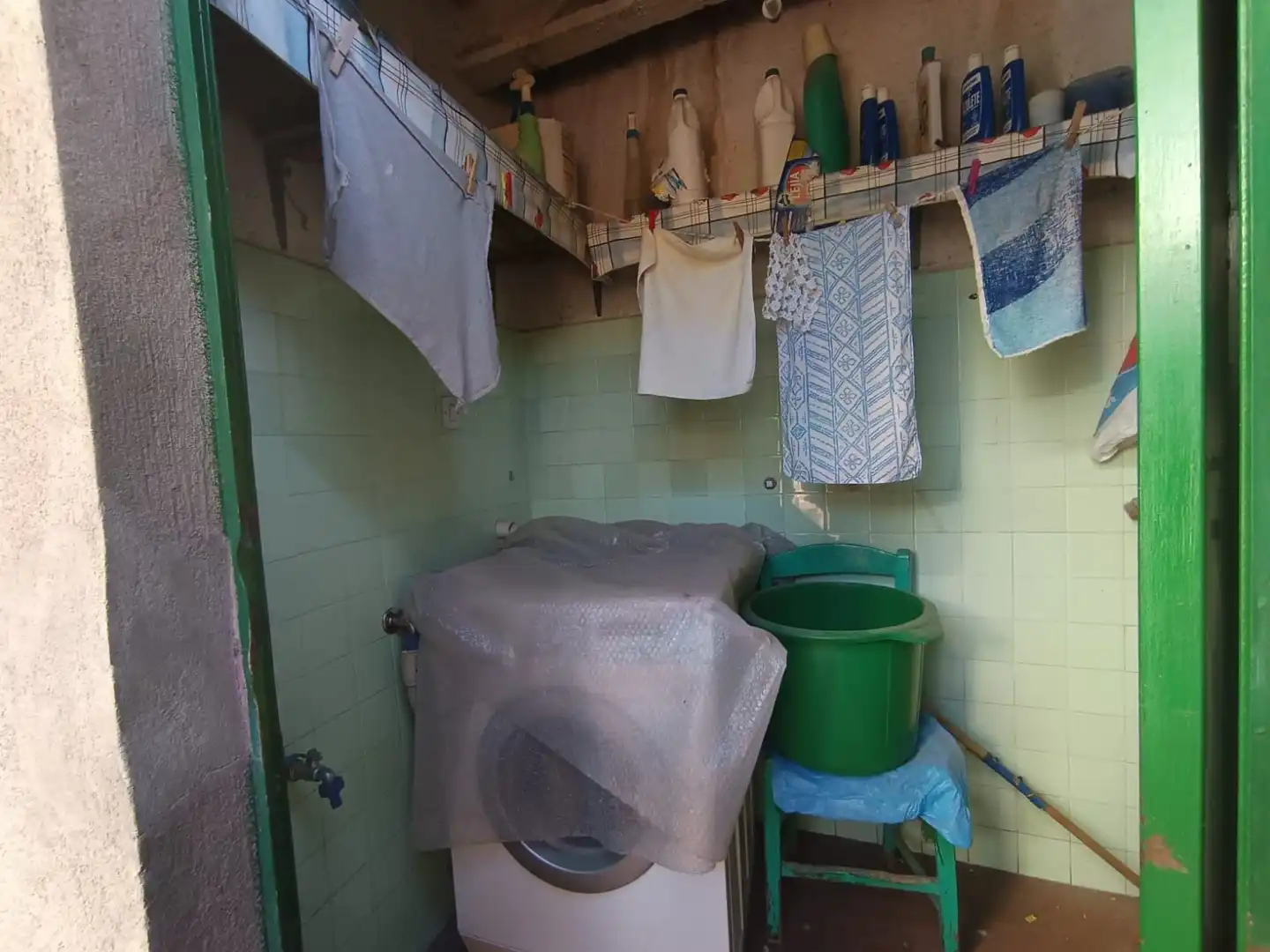 Badezimmer von Einfamilien-Reihenhaus zum Verkauf in Monzón mit Terrasse