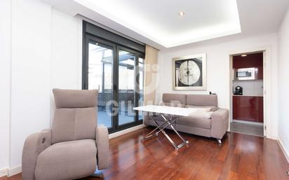 Living room of Attic for sale in  Madrid Capital  with Air Conditioner, Heating and Terrace