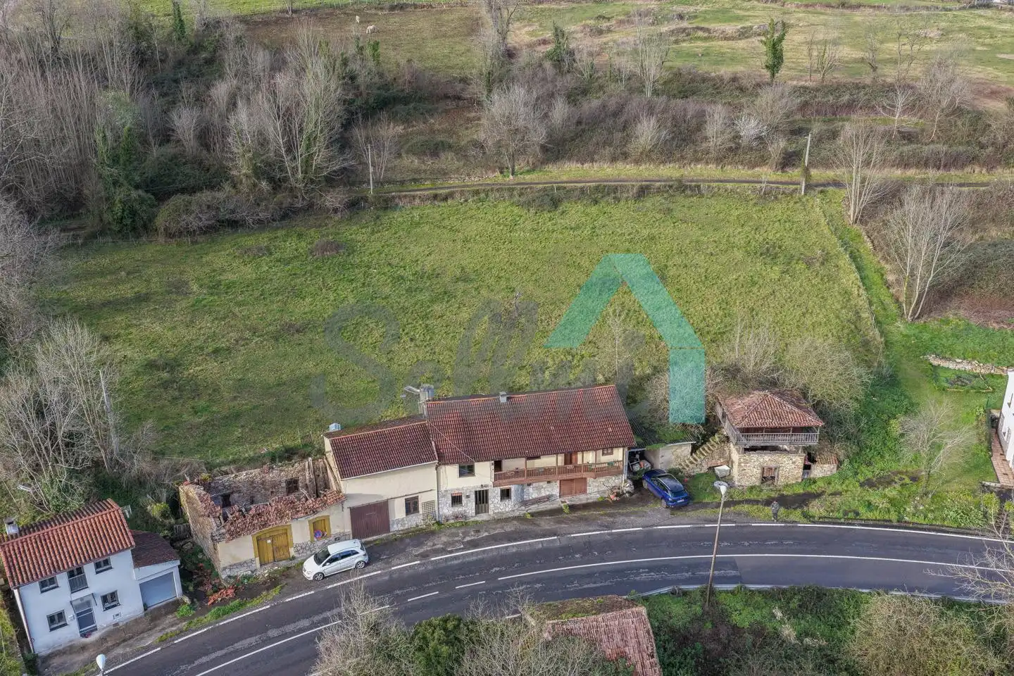 Casa o xalet en venda en Oviedo  amb Calefacció, Jardí privat i Terrassa