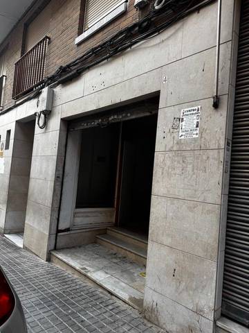 Local comercial en Venta en Crevillent