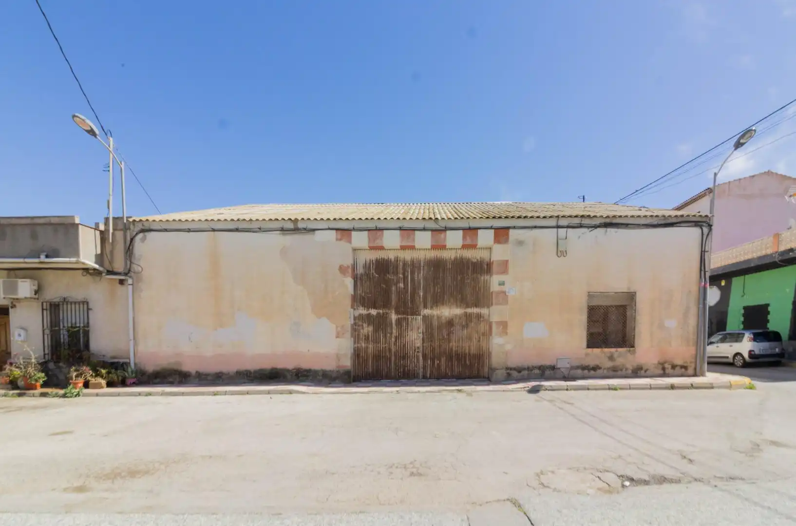 Außenansicht von Fabrikhallen zur Miete in Callosa de Segura