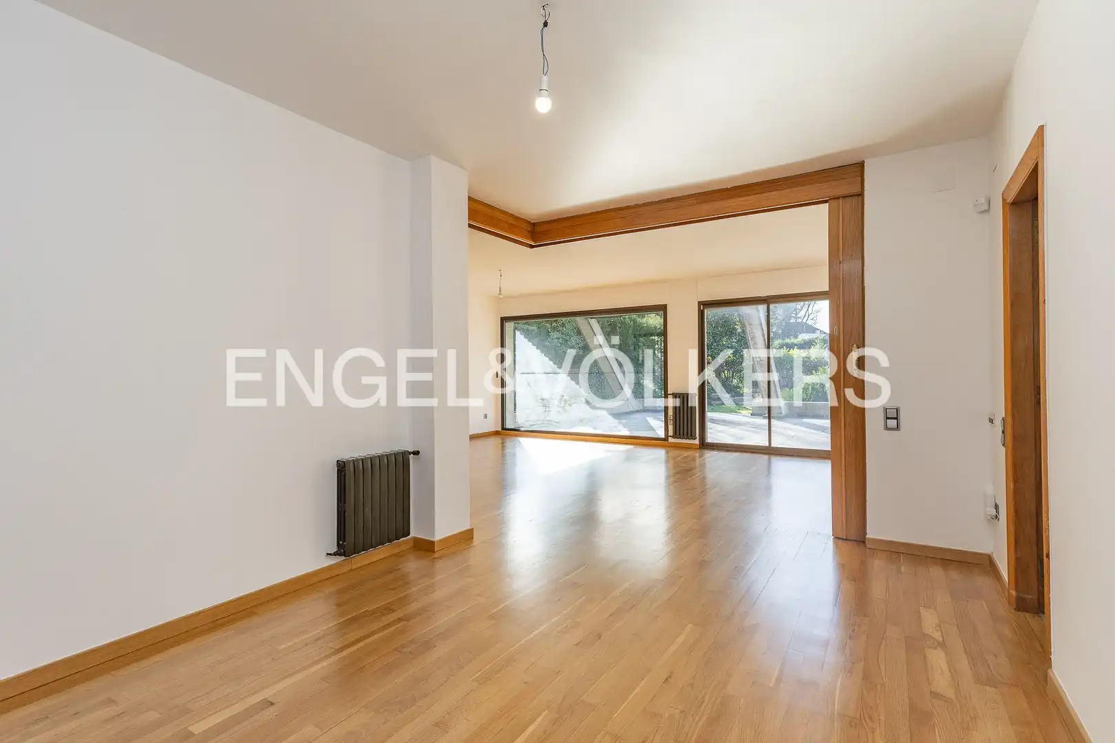 Comedor de Casa o chalet de alquiler en Sant Cugat del Vallès con Calefacción, Jardín privado y Parquet