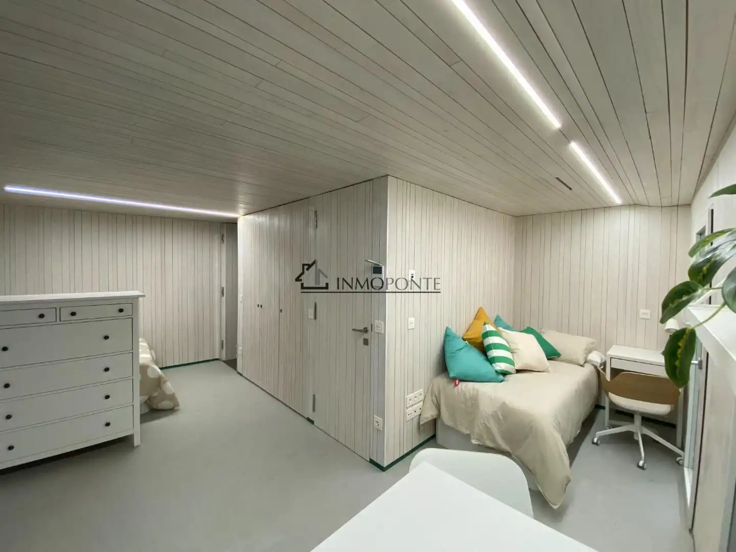 Estudio de alquiler en Pontevedra Capital , Pontevedra