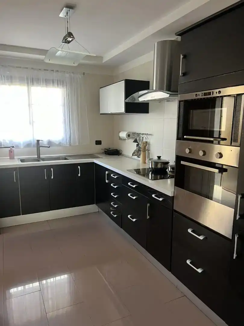 Cuina de Casa o xalet per a compartir en Los Baldíos - Geneto - Guajara