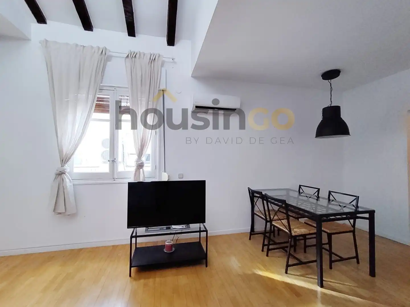 Living room of Duplexes for rent in Madrid  with Air Conditioner, Heating and Furnished