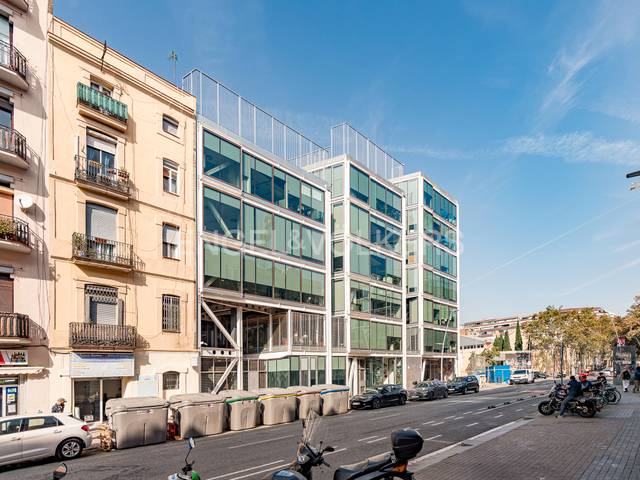 Oficina en Alquiler en El Parc i la Llacuna del Poblenou