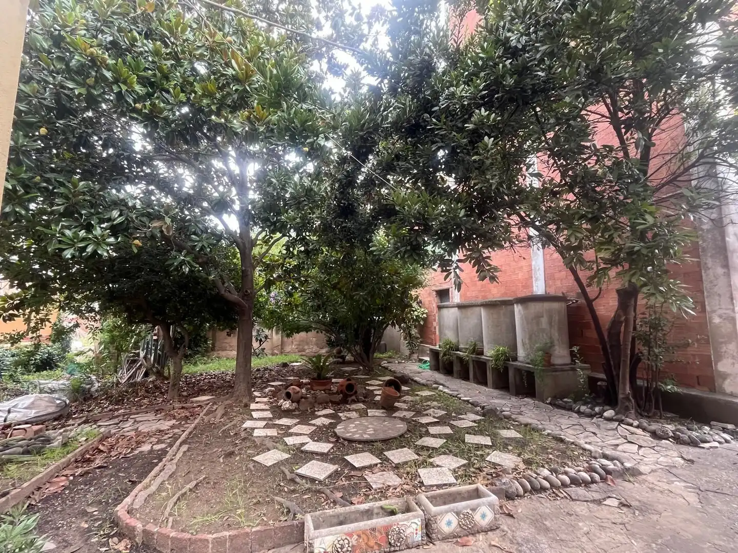 Finca rústica en venda a Sant Vicenç Dels Horts, Barcelona