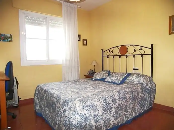 Dormitori de Casa adosada en venda en Alhaurín de la Torre amb Aire condicionat, Jardí privat i Terrassa