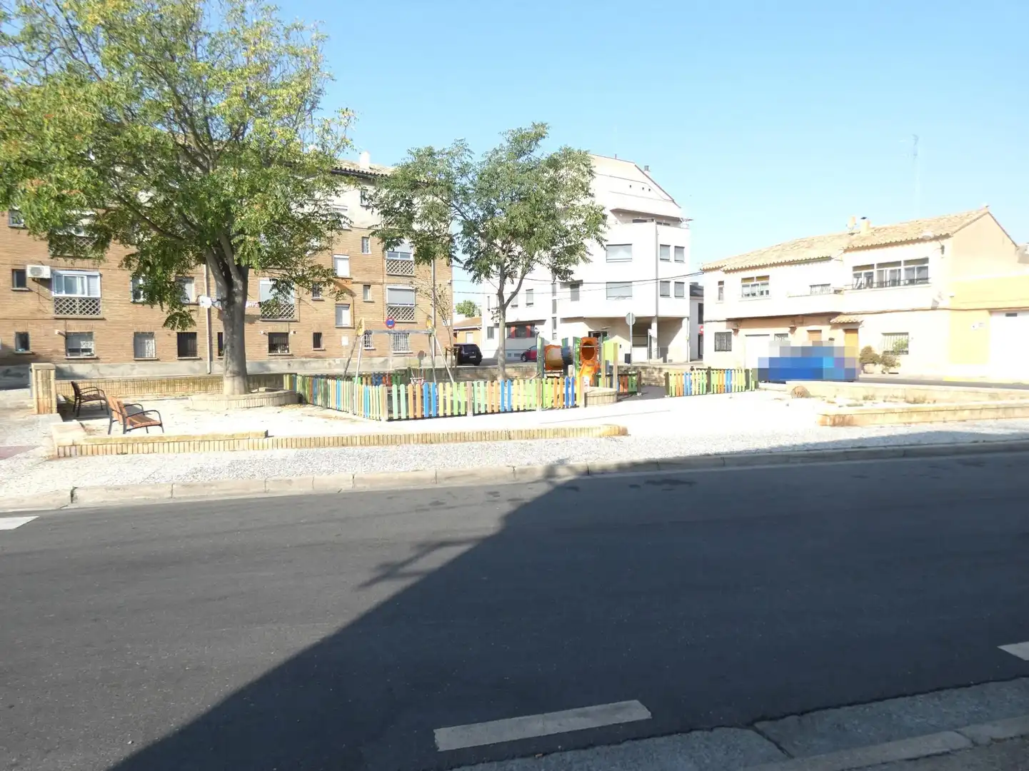 Vista exterior de Casa o xalet en venda en Zaragoza amb Aire condicionat, Calefacció i Jardí privat