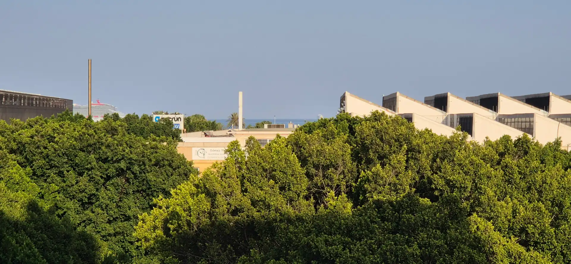 Vista exterior de Piso en venta en Málaga con Terraza y Trastero