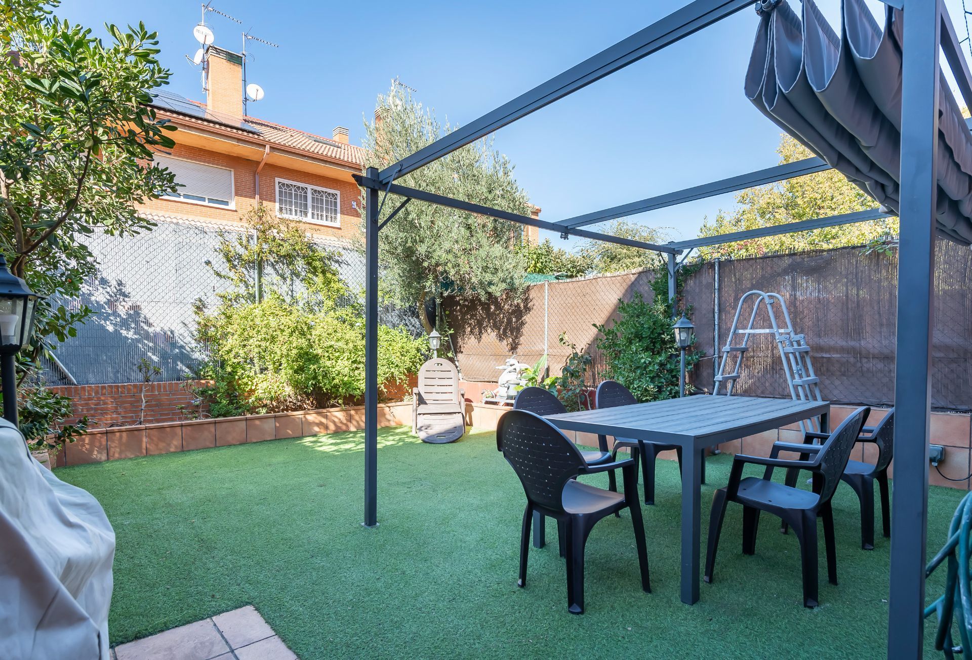 Terrace of House or chalet for sale in Leganés  with Air Conditioner, Heating and Private garden