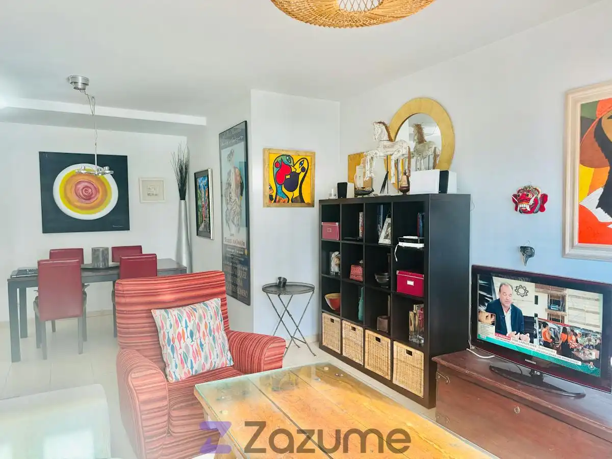 Wohnzimmer von Wohnungen zur Miete in Centro
