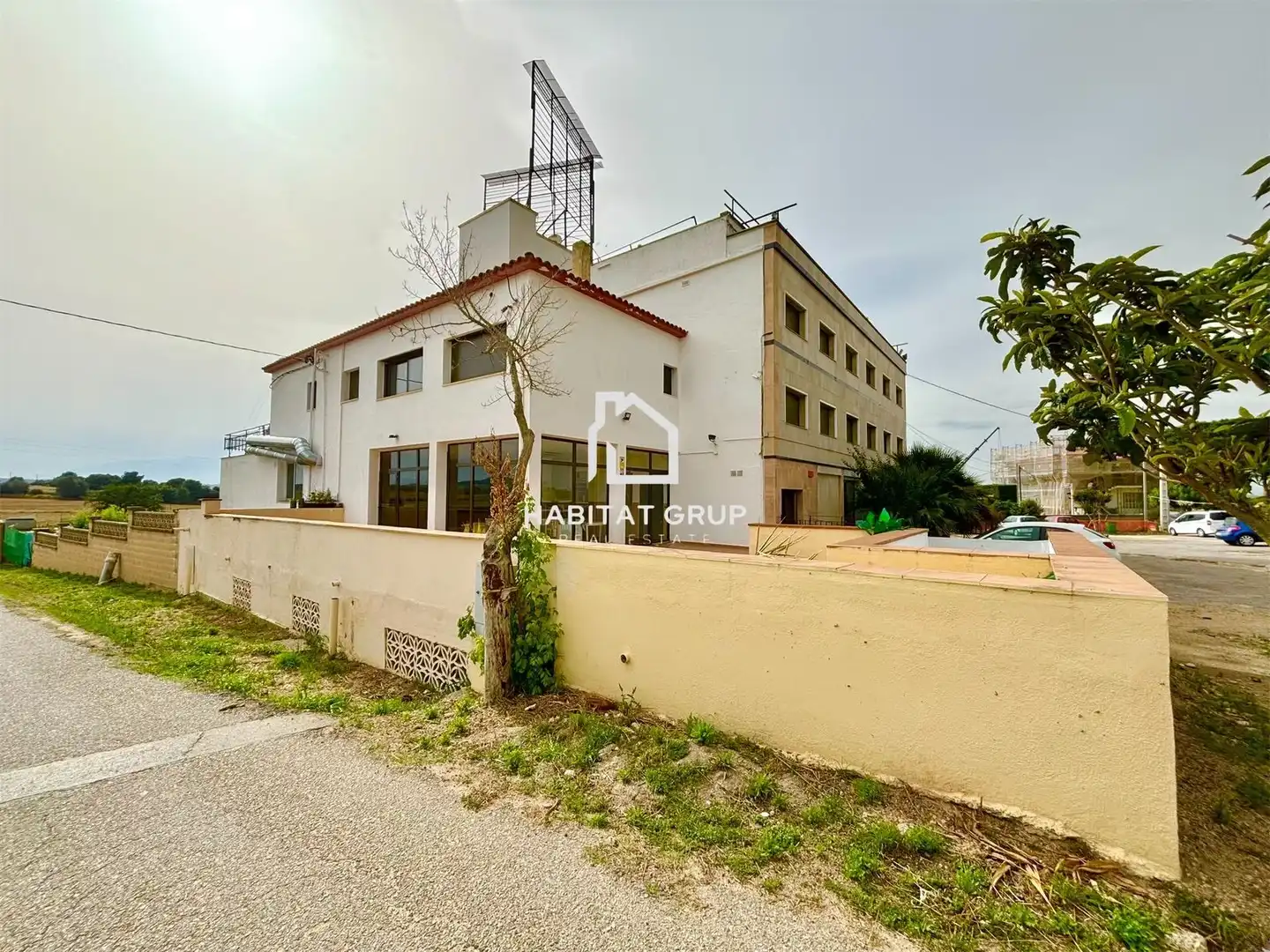 Vista exterior de Edifici en venda en Maçanet de la Selva