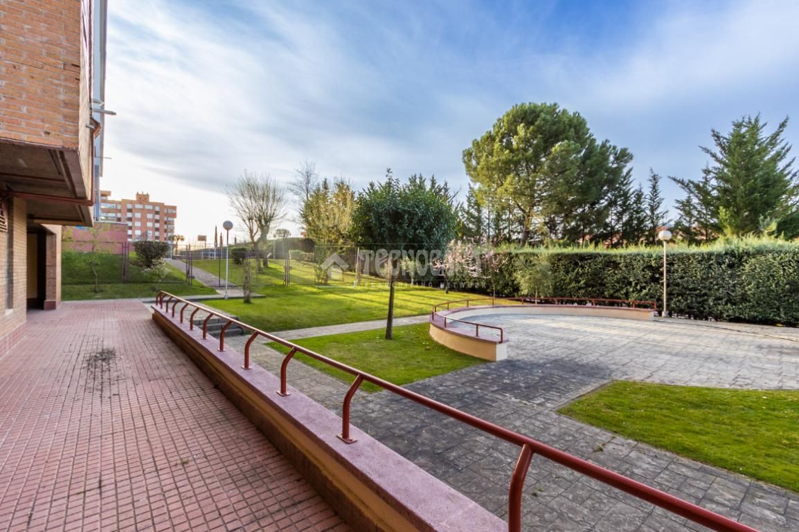 Piso en venta en Calle de Juan de Valladolid, Parquesol