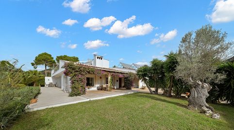 Villa de 468 m2 en Costa de los Pinos a 50 m del mar
