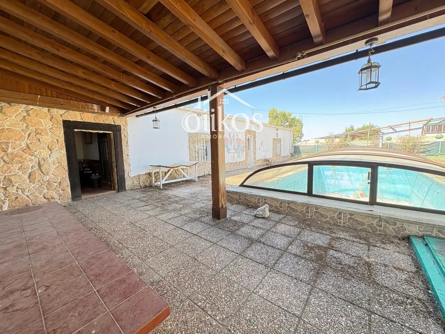 Vista exterior de Casa o xalet en venda en Vitigudino amb Calefacció, Piscina i Moblat