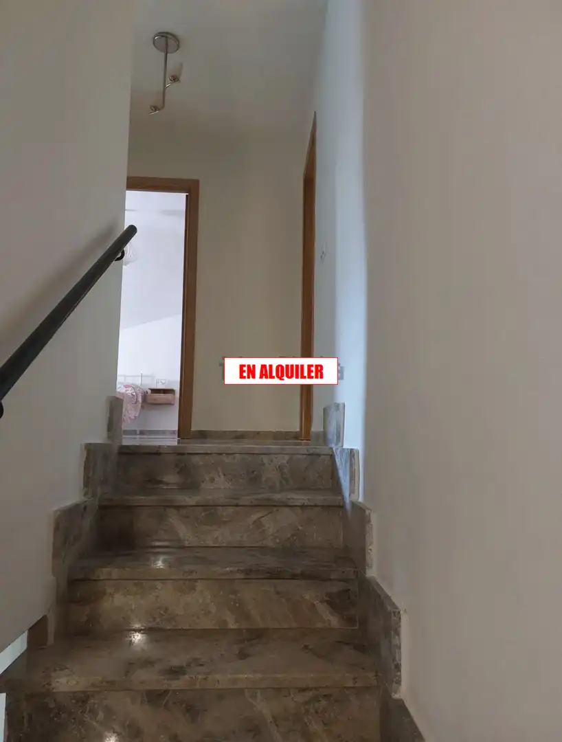 Maisonette zur Miete in Ciudad Real mit Klimaanlage, Heizung und Terrasse