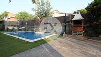 Swimming pool of House or chalet for sale in Castelldefels  with Air Conditioner, Terrace and Swimming Pool