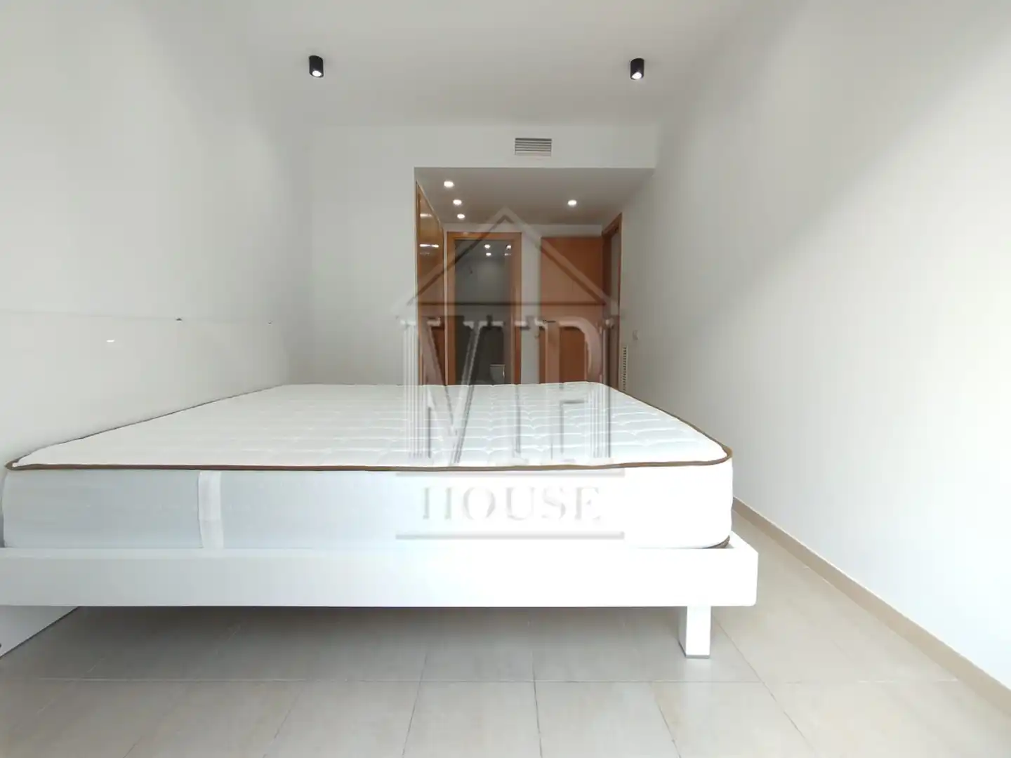 Bedroom of Flat for sale in Badalona  with Air Conditioner, Heating and Furnished