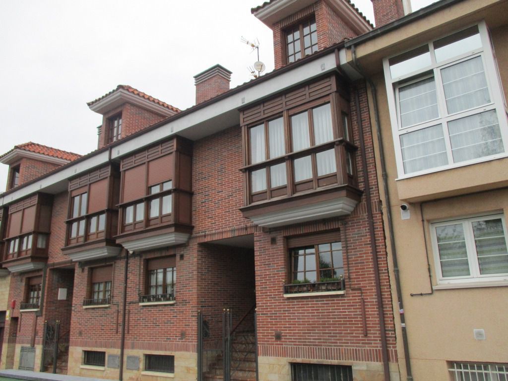 Exterior view of Garage for sale in Gijón 