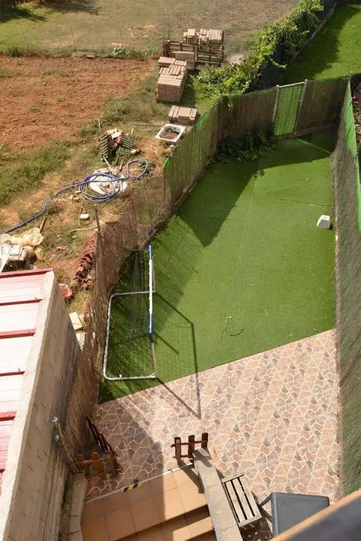 Swimming pool of Houses for sale in Valverde de la Virgen, León