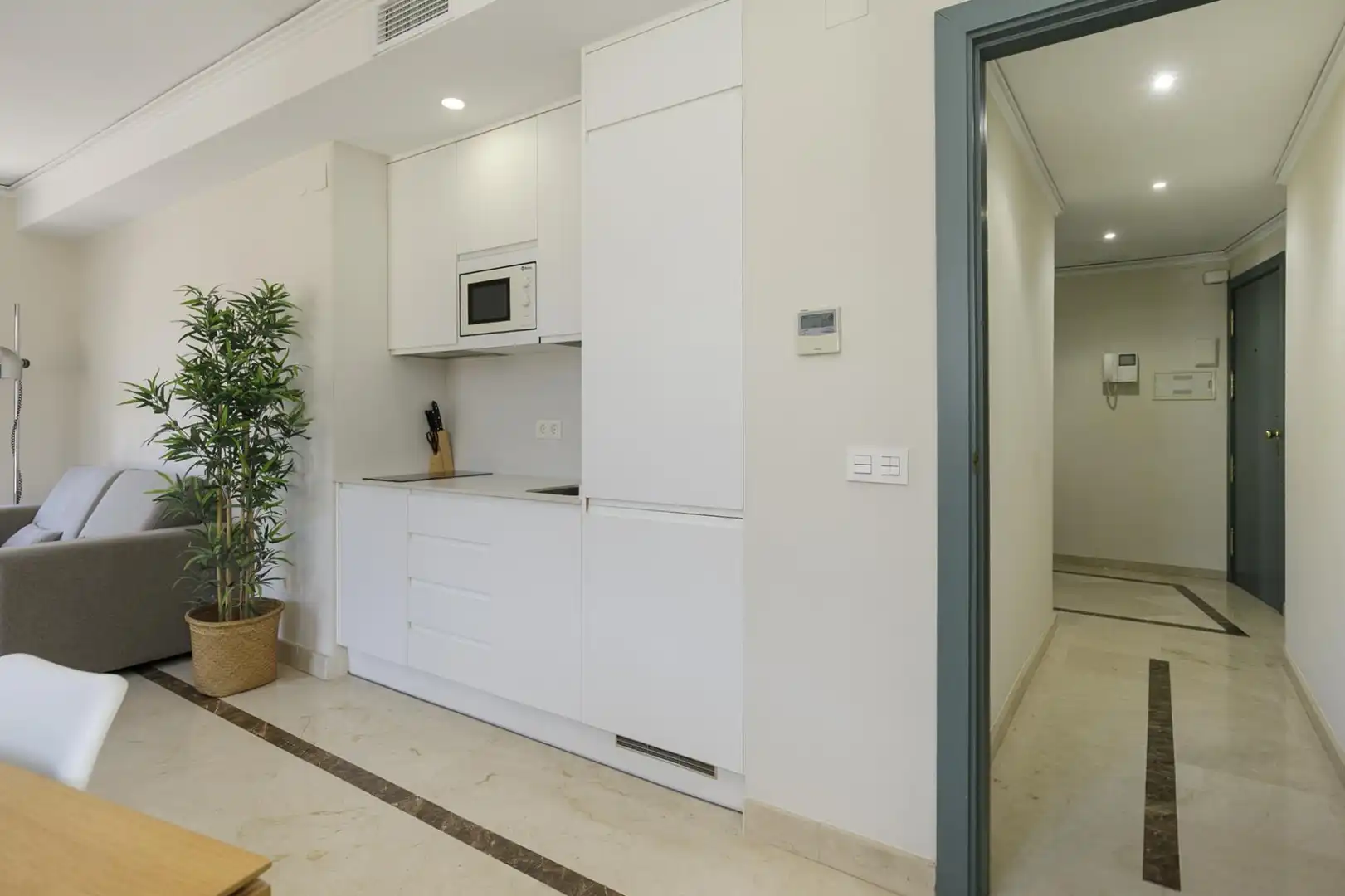 Cocina de Apartamento en venta en Granada con Calefacción