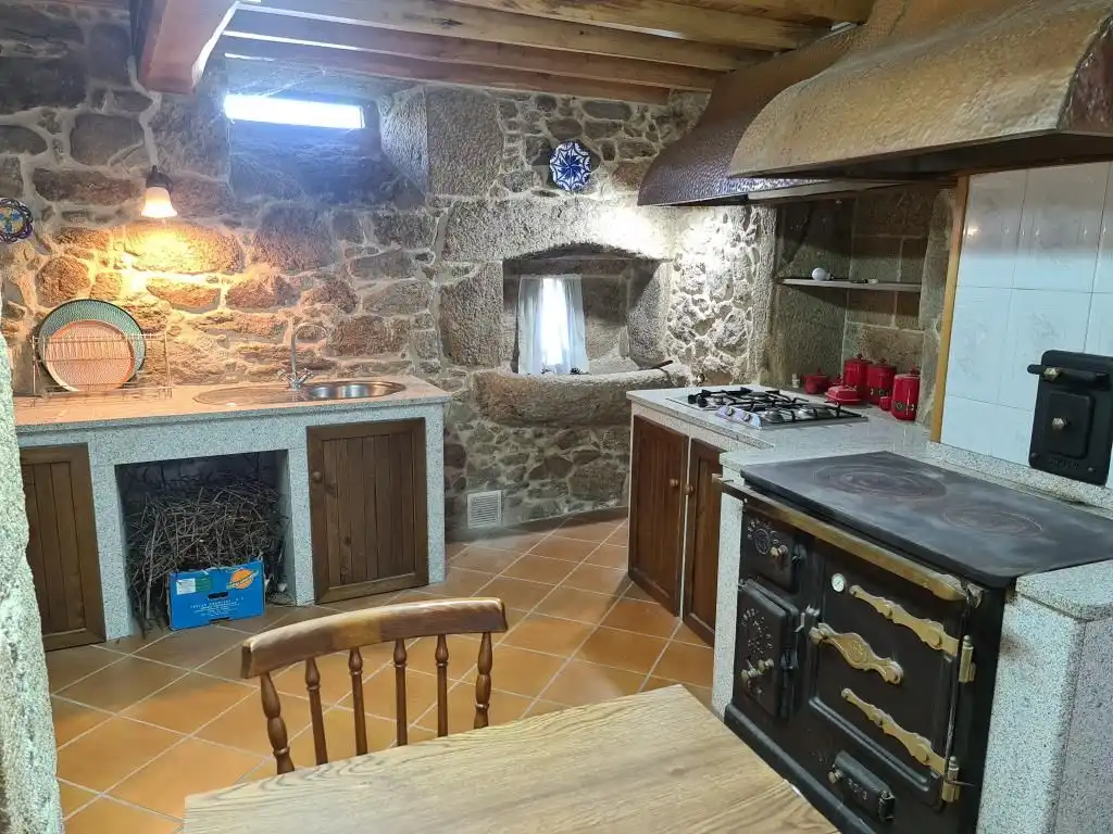 Cocina de Casa o chalet en venta en Dodro con Jardín privado, Parquet y Trastero