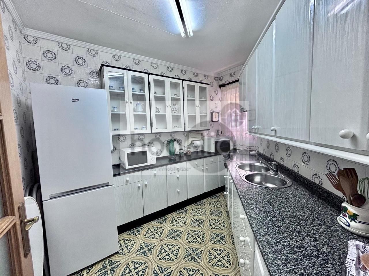Kitchen of Flat to rent in  Sevilla Capital  with Terrace and Furnished