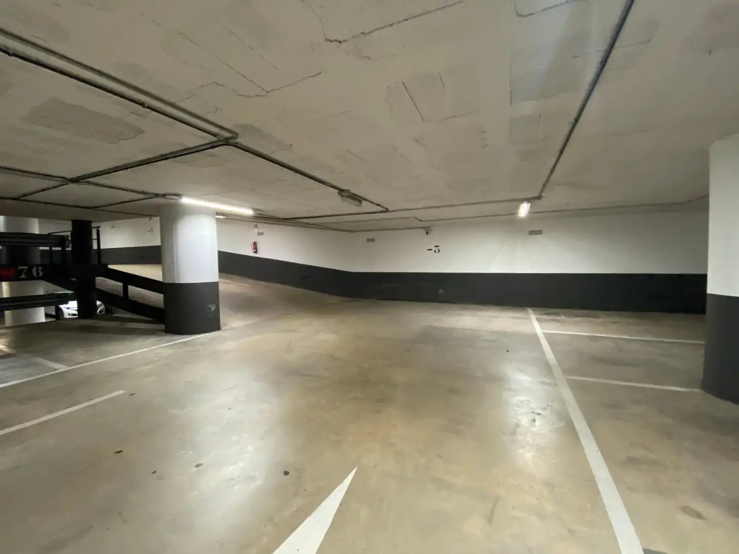 Parking de Oficina en venta en Sabadell con Calefacción
