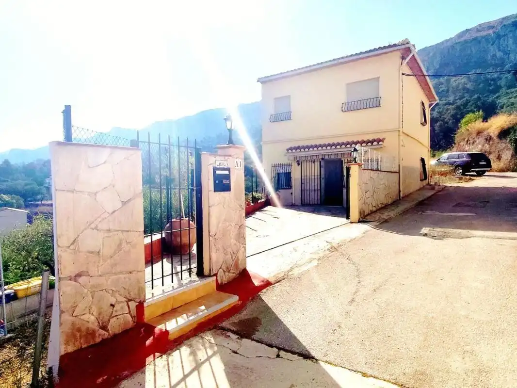 Haus mit Terrasse zum Verkauf in Carrer de Dalt